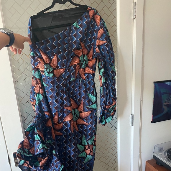 One-sleeve Ruffle African Print Hi-low Dress - Picture 4 of 5